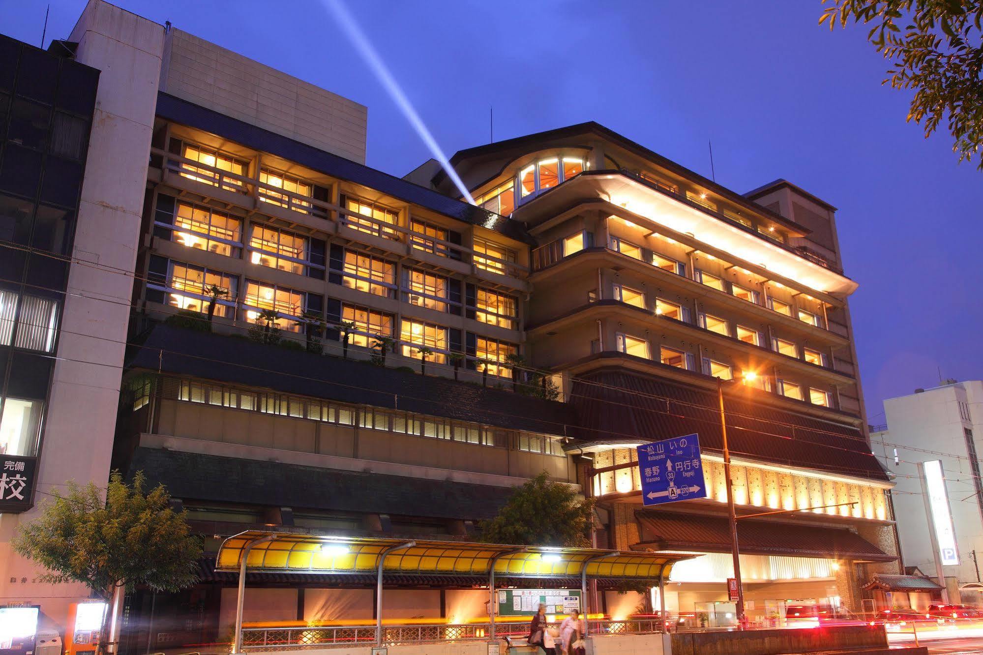 Jyoseikan Kōchi Buitenkant foto